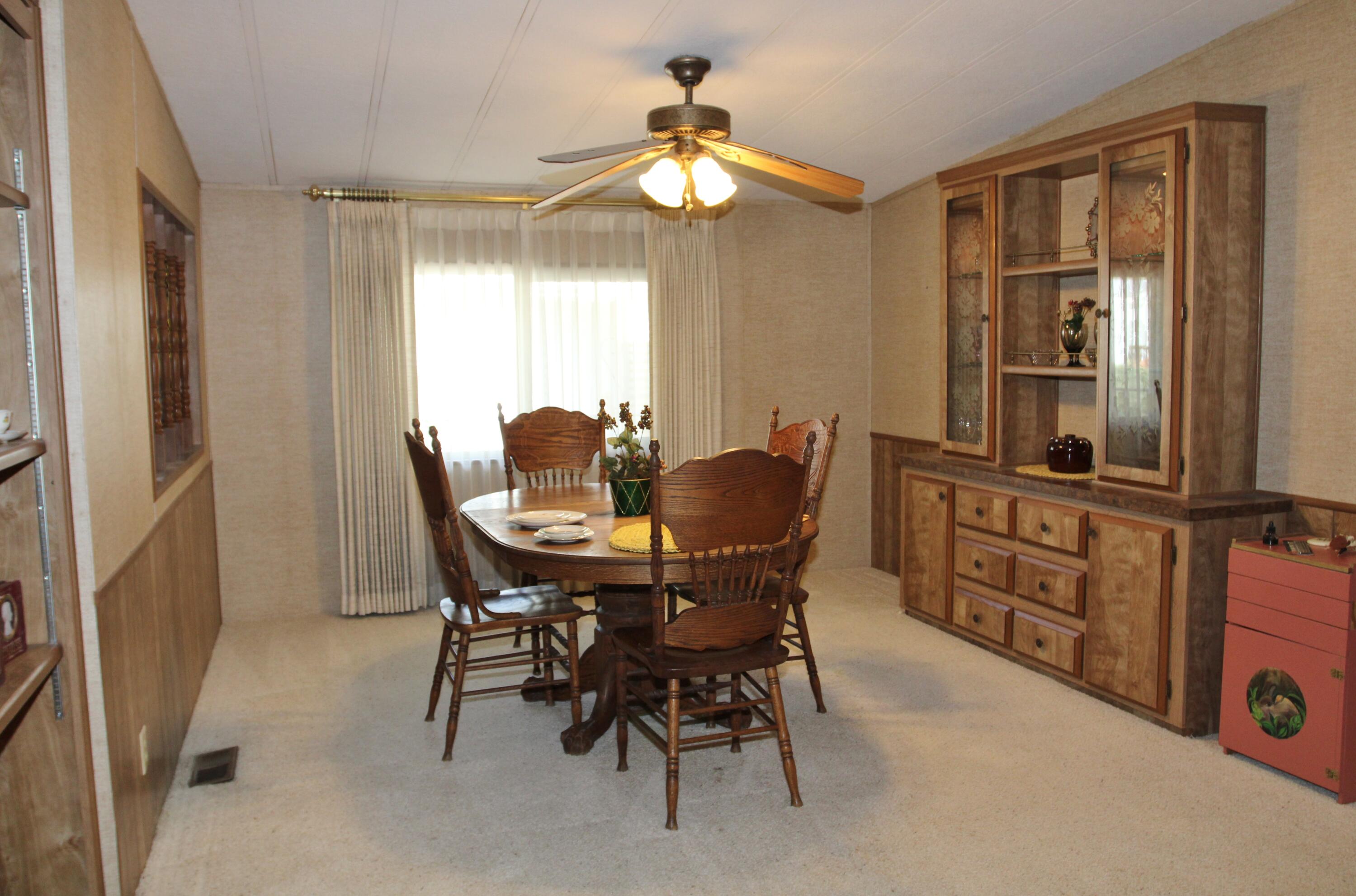 Summers Lane Homes - Residential