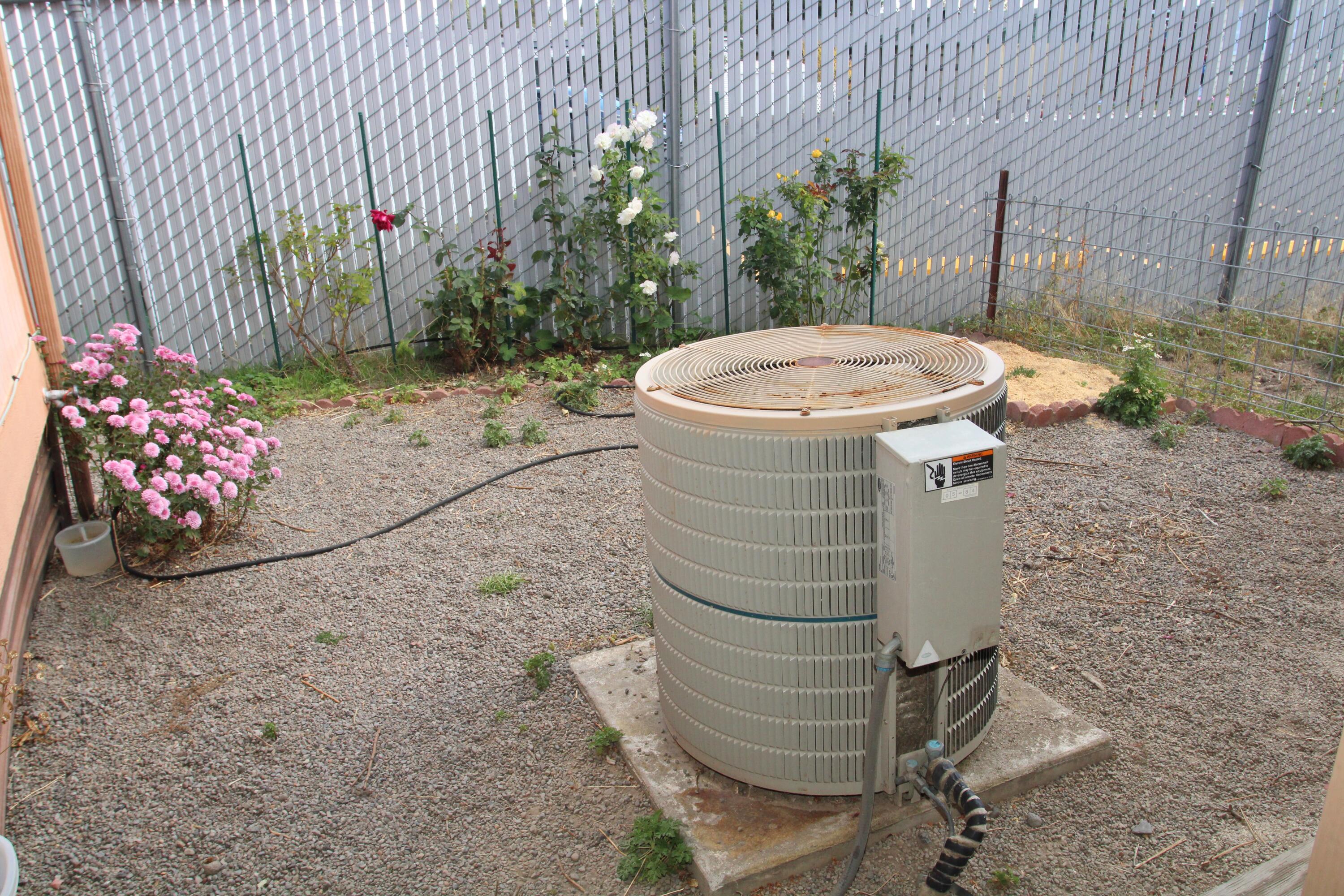 Summers Lane Homes - Residential