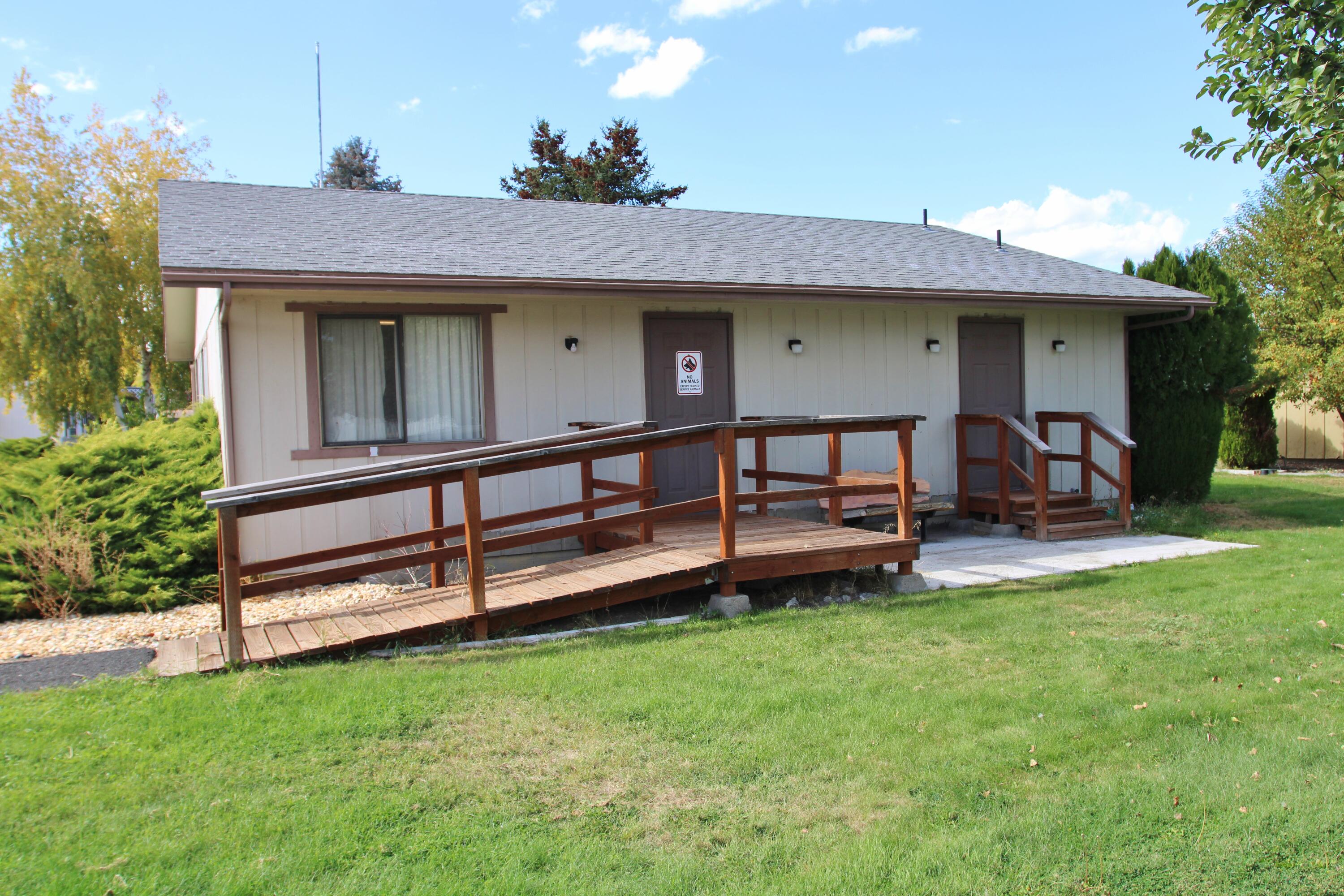 Summers Lane Homes - Residential