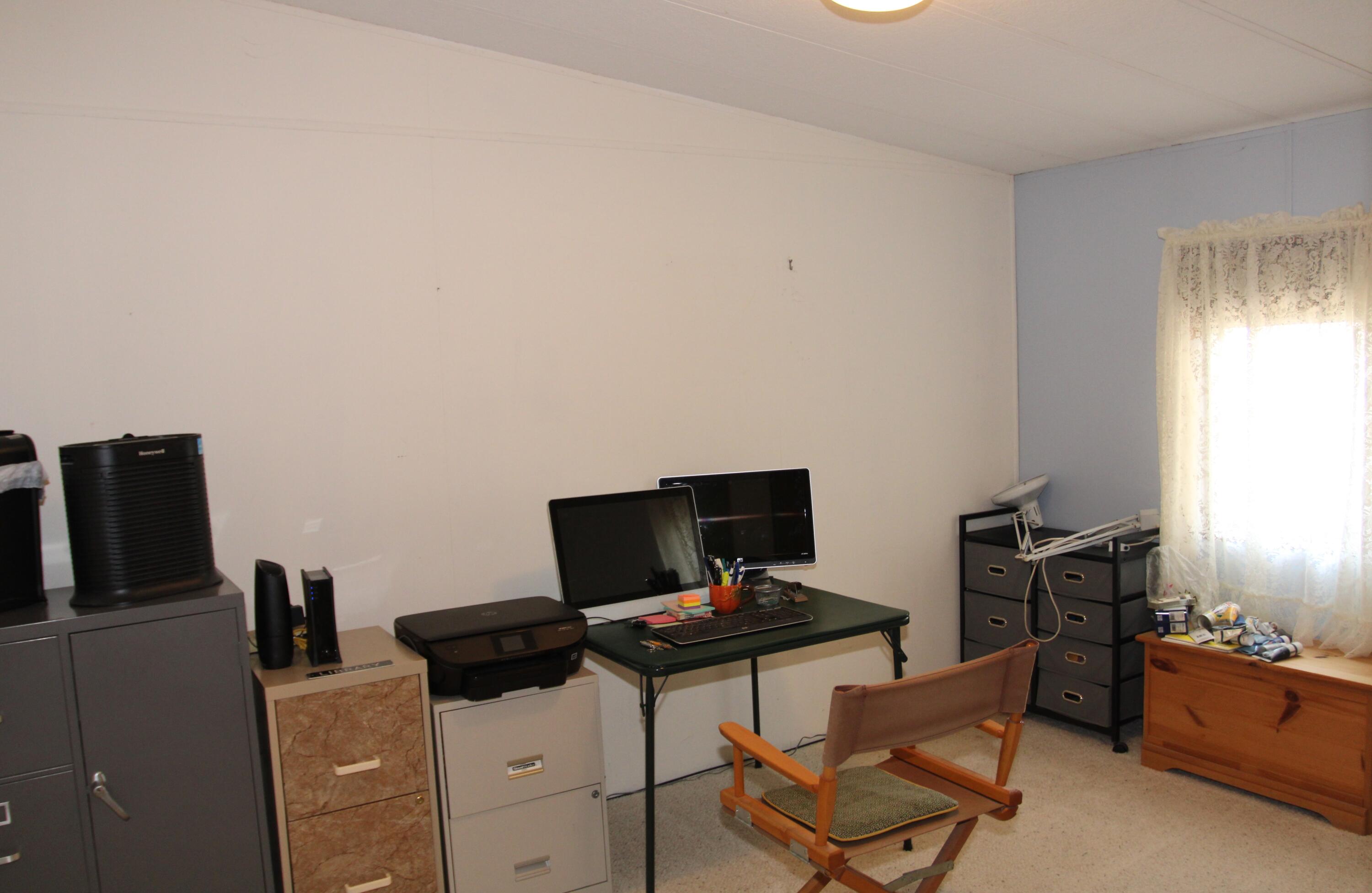 Summers Lane Homes - Residential