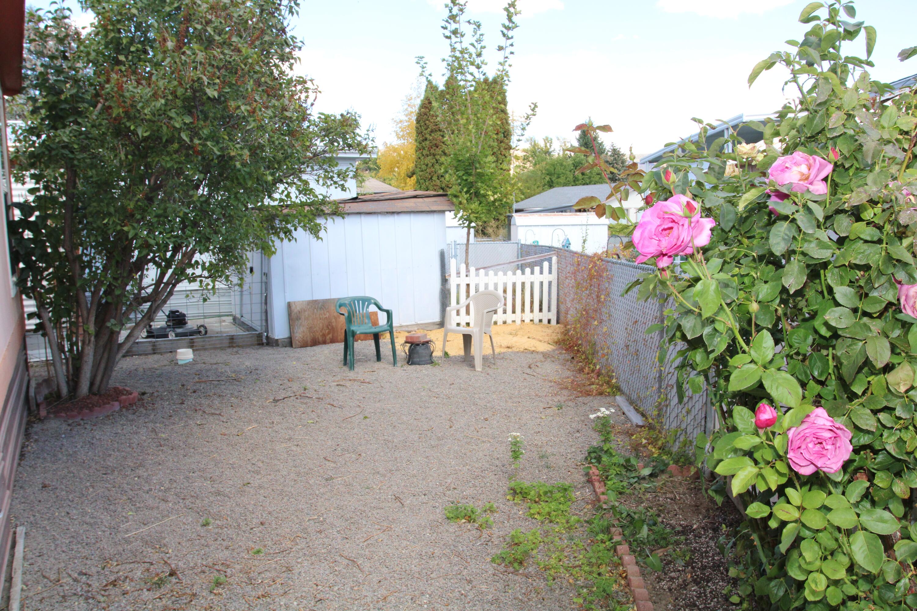 Summers Lane Homes - Residential