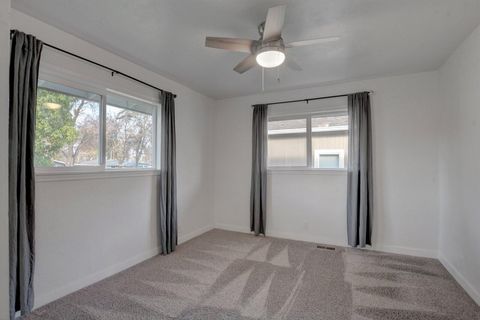 Tiny photo for 209 Chestnut Street, Medford, OR 97501 (MLS # 220213981)