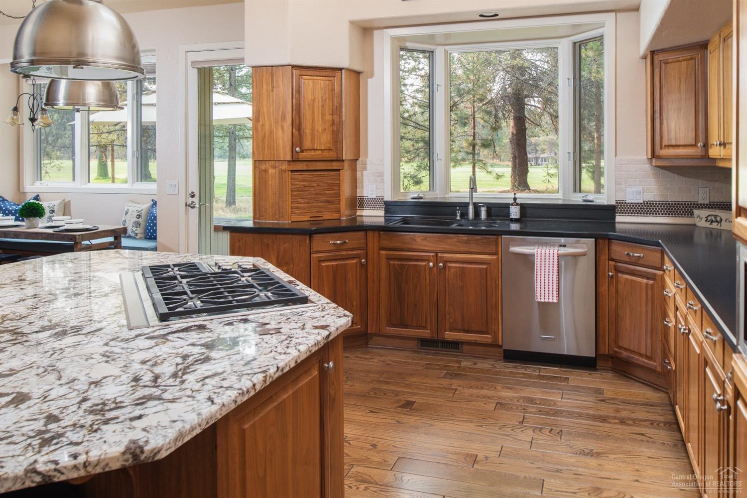 Fairway Crest Village - Residential