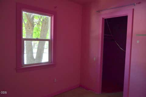 Tiny photo for 322 SE L Street, Grants Pass, OR 97526 (MLS # 220223886)