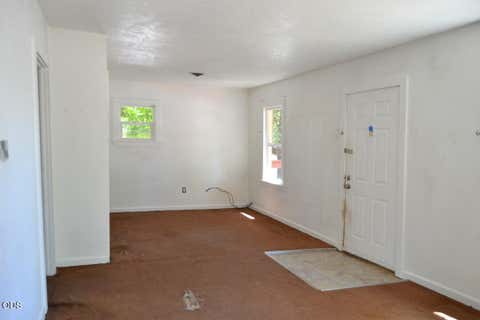 Tiny photo for 322 SE L Street, Grants Pass, OR 97526 (MLS # 220223886)