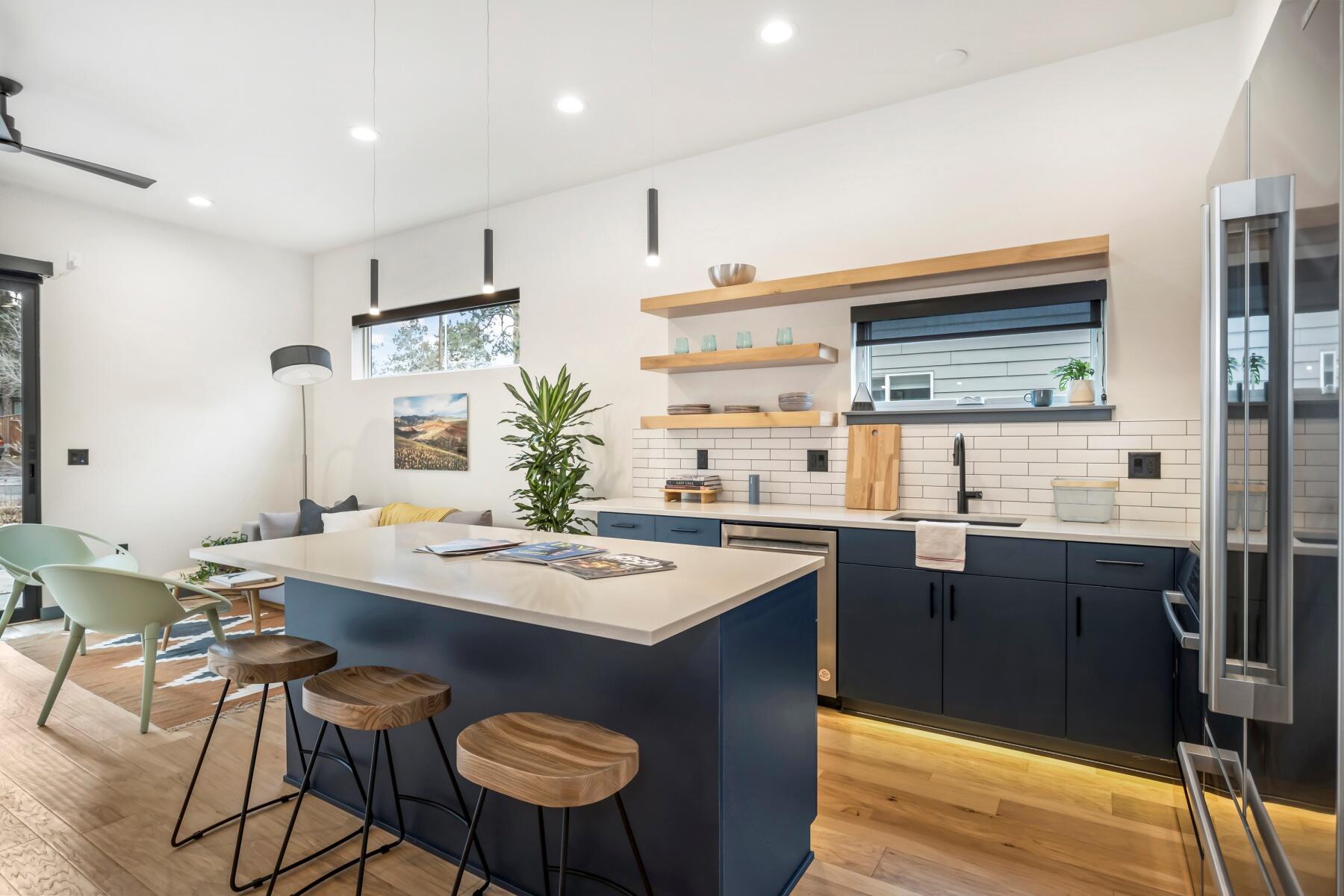 Hiatus - Residential