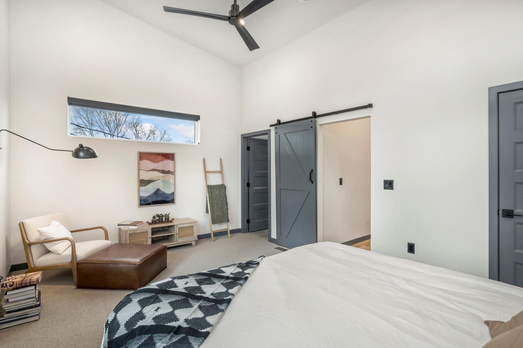 Hiatus - Residential