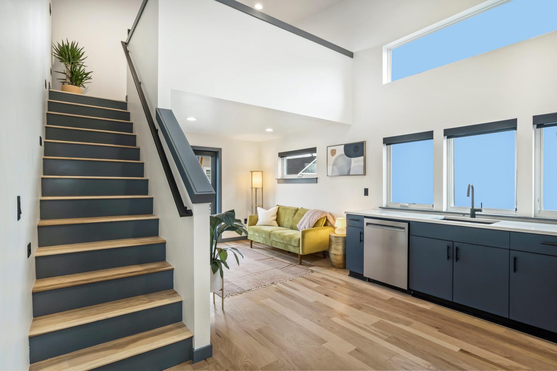 Hiatus - Residential