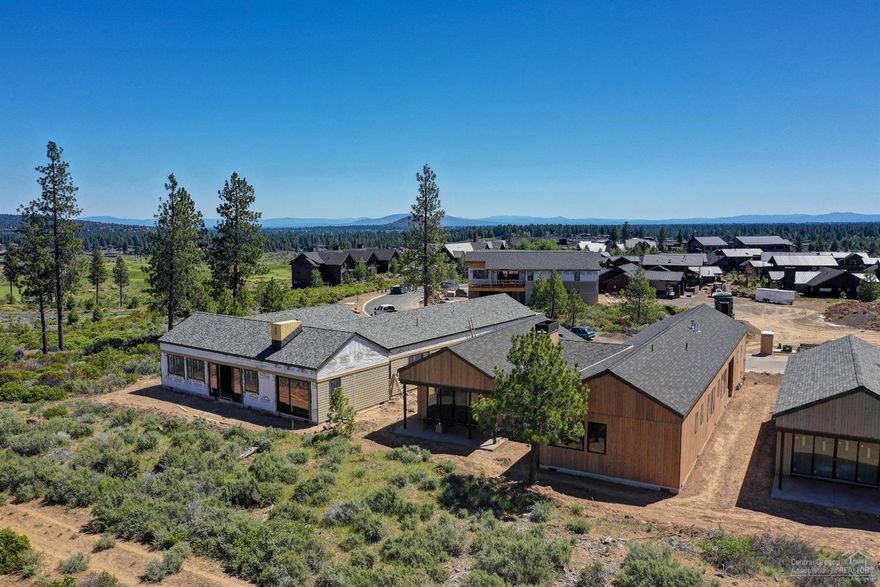 The BendTrend at Trailhead neighborhood is quickly taking shape and poised to be a premier neighborhood within the Tetherow community. This gorgeous homesite will have the Dutchman floor plan built on it which opens to National Forest space with views of the cascade mountains. Join this homeowner in selecting which lot, floor plan and interior package is perfect for you.