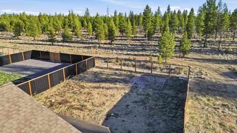 Tiny photo for 16455 Bassett Road, La Pine, OR 97739 (MLS # 220219234)