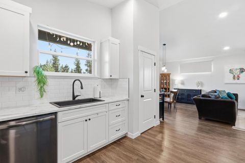 Tiny photo for 16455 Bassett Road, La Pine, OR 97739 (MLS # 220219234)