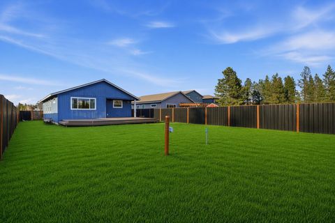 Tiny photo for 16455 Bassett Road, La Pine, OR 97739 (MLS # 220219234)