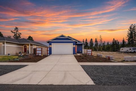 Tiny photo for 16455 Bassett Road, La Pine, OR 97739 (MLS # 220219234)