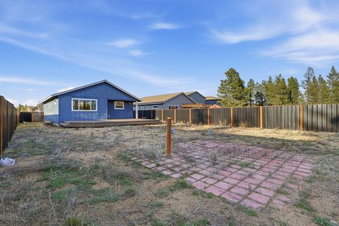 Tiny photo for 16455 Bassett Road, La Pine, OR 97739 (MLS # 220219234)