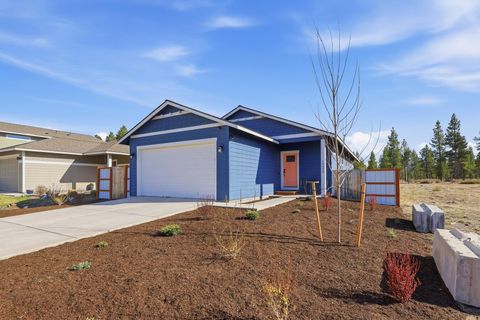 Tiny photo for 16455 Bassett Road, La Pine, OR 97739 (MLS # 220219234)