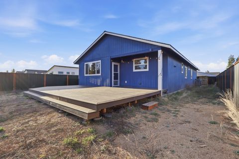 Tiny photo for 16455 Bassett Road, La Pine, OR 97739 (MLS # 220219234)