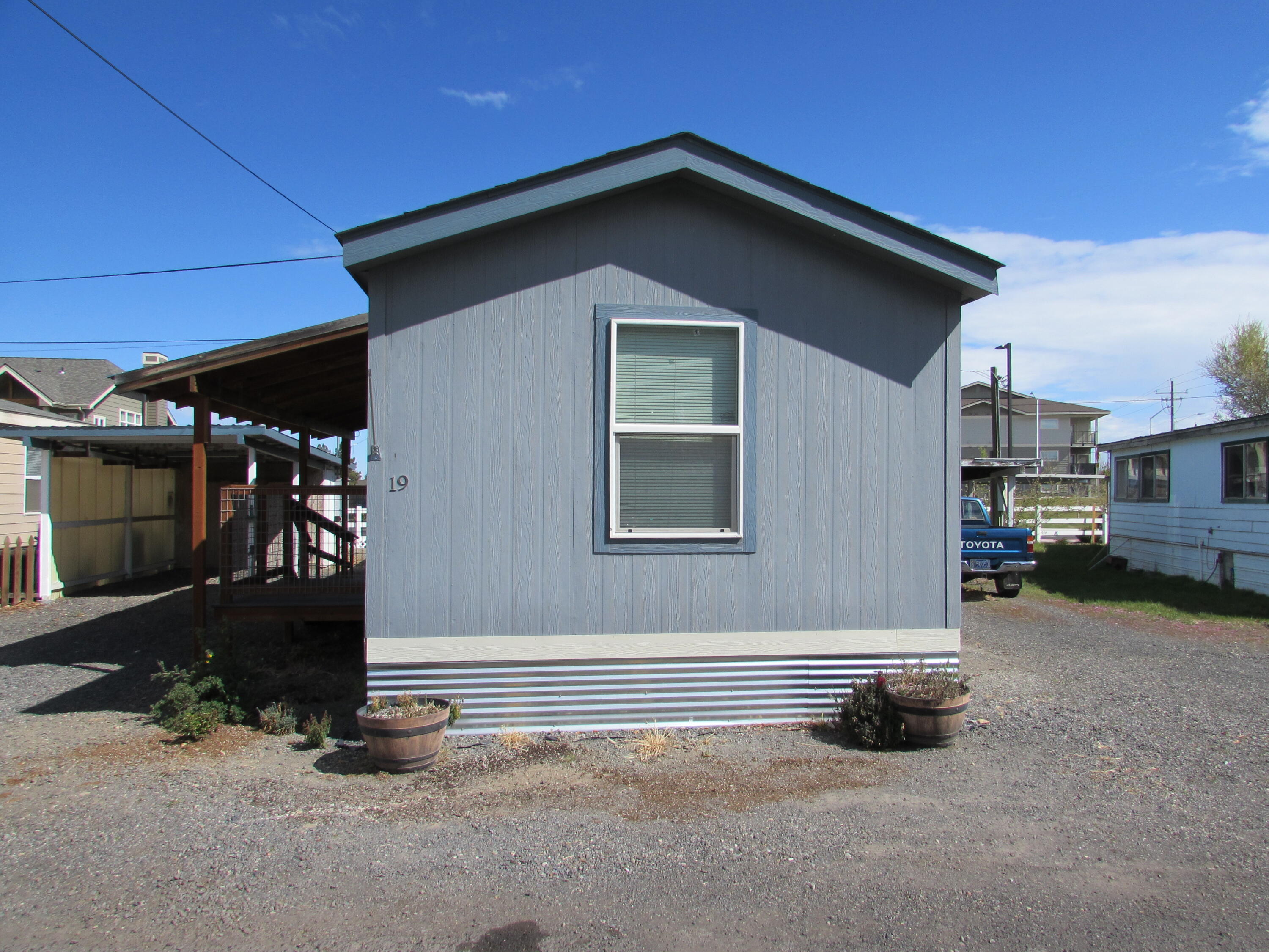 1833 SW Canal Boulevard 19