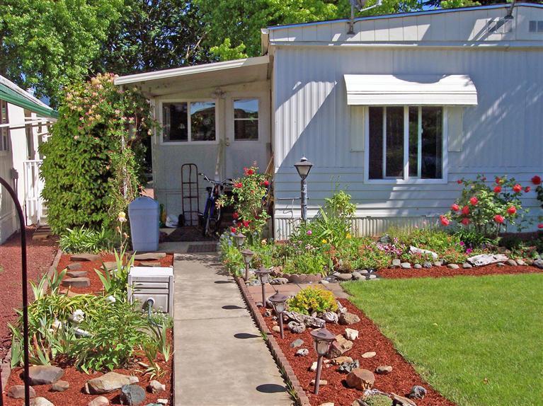 Rogue Lea Estates - Residential