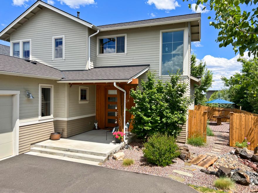 One of Bend's Finest Custom built homes and winner of the 2015 COBA award for Best in class. Spacious open floor plan, light & bright with private primary bedroom on main level, huge 2nd & 3rd bedrooms upstairs with Jack & Jill bathroom. Lightly lived in & meticulously maintained, this home boasts a stunning 150 degree view of the Cascades. Completely landscaped & fenced low maintenance yard, perfect to entertain, yet flowers & garden are present. Designed for superior air quality w/ 9' & vaulted ceilings, Hickory floors, Quartz Counters, AC, Custom Blinds, Double Vanities in both full baths, Custom Built-Ins & ample storage. The 2 car Garage is oversized & there is a Custom built Storage Shed for your tools. View the Sisters & Broken Top from the front porch by day & the twinkling lights of Awbrey Butte by night. Close to parks,
Coffeehouse, Breweries, Shopping & all things Bend! There is so much more, this Earth Advantage Certified home won't last.