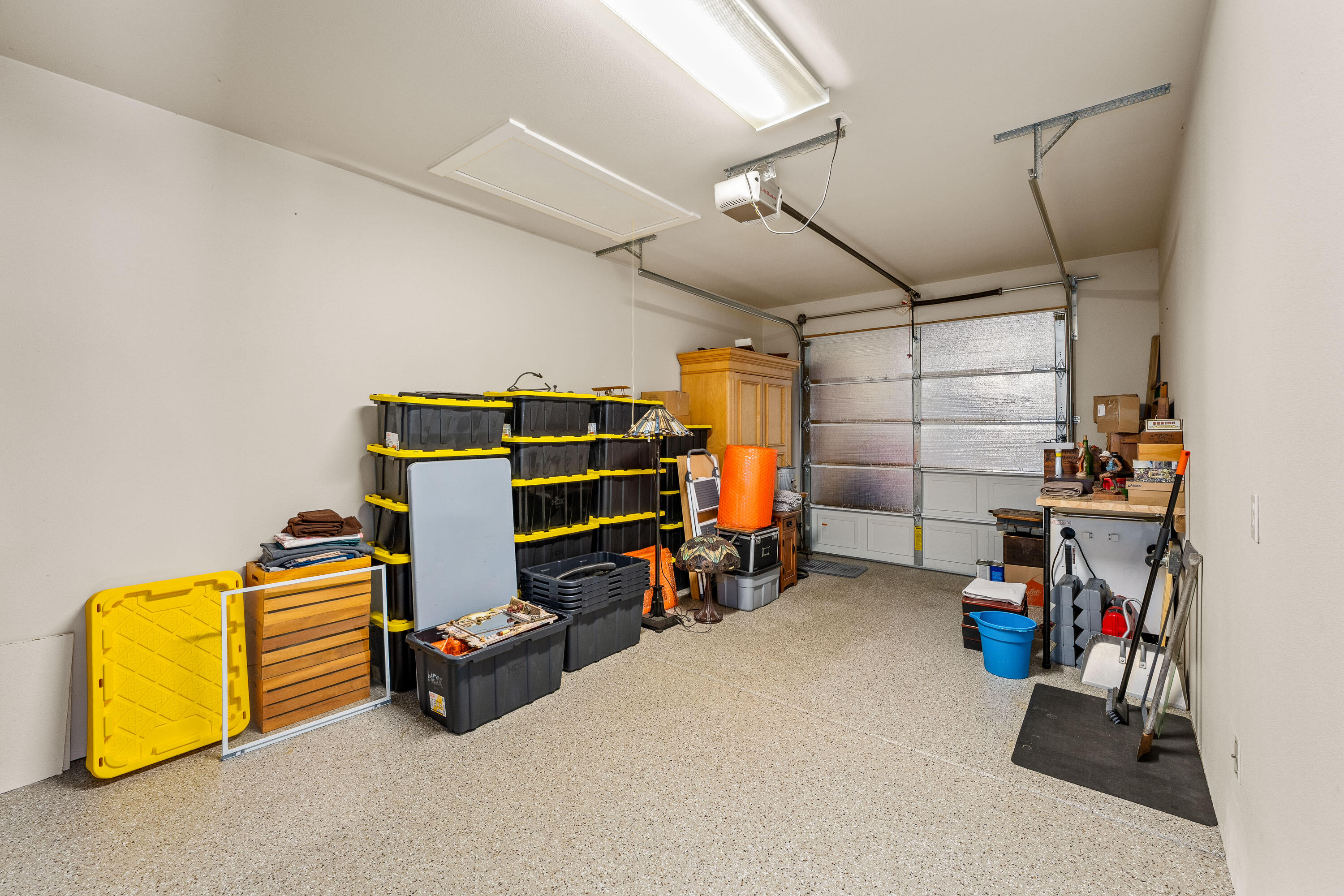 Kinsington Court Condominiums - Residential