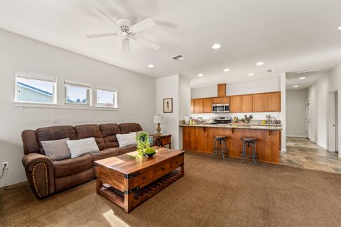 Tiny photo for 753 SW Kinsington Court, Grants Pass, OR 97526 (MLS # 220211173)