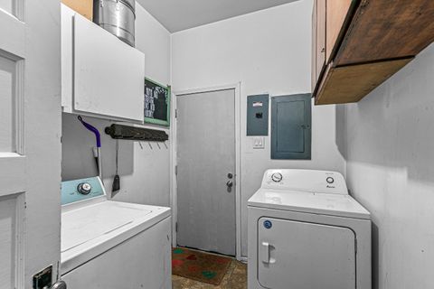 Tiny photo for 219 Berrydale Avenue, Medford, OR 97501 (MLS # 220212147)