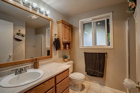 Tiny photo for 501 Palo Verde Way, Central Point, OR 97502 (MLS # 220220048)