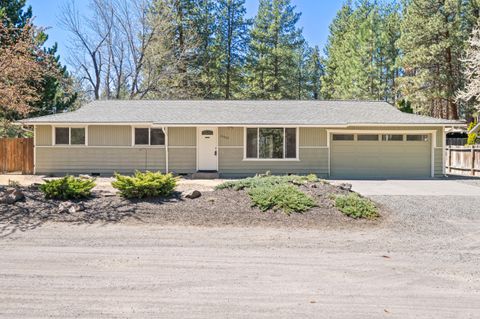 61207 Travis Road Bend OR 97702