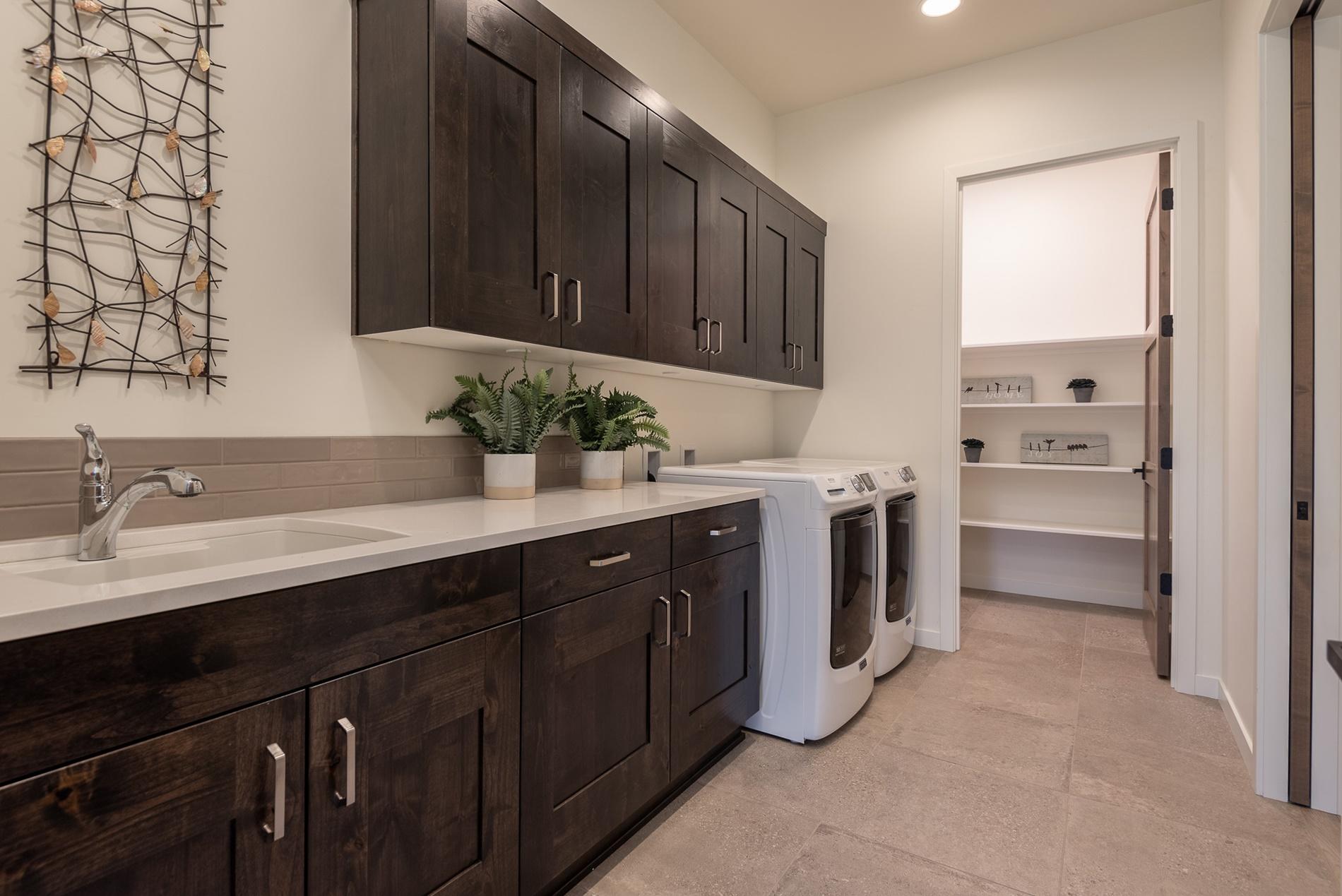 1925 Townhomes - Residential