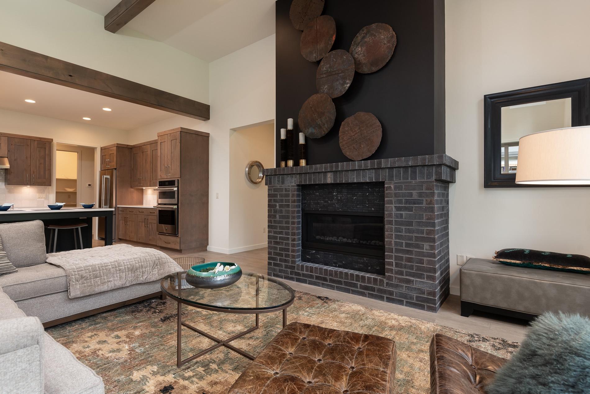 1925 Townhomes - Residential