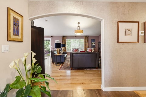 Tiny photo for 3343 Edgewater Drive, Medford, OR 97504 (MLS # 220224376)