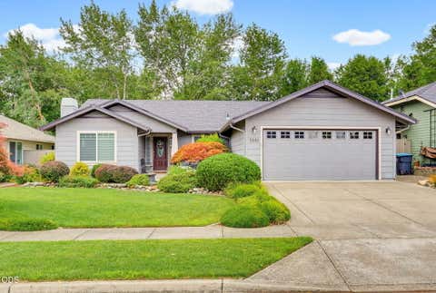 Tiny photo for 3343 Edgewater Drive, Medford, OR 97504 (MLS # 220224376)