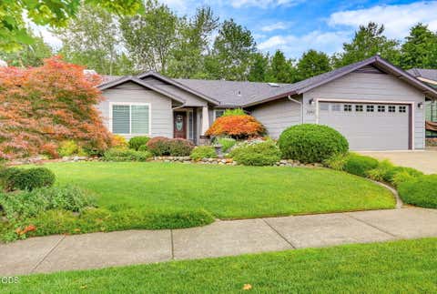 Photo of 3343 Edgewater Drive, Medford, OR 97504 (MLS # 220224376)
