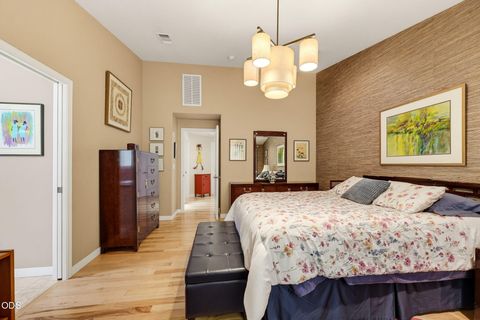 Tiny photo for 3343 Edgewater Drive, Medford, OR 97504 (MLS # 220224376)
