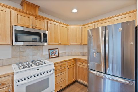 Tiny photo for 60808 SE Sawtooth Mountain Lane, Bend, OR 97702 (MLS # 220211964)