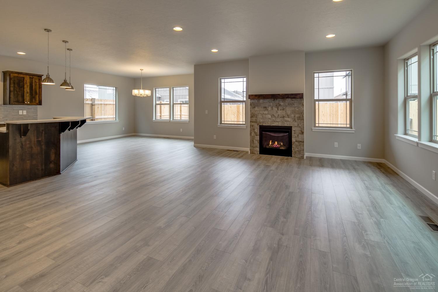 Fieldstone Crossing - Residential