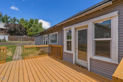 Tiny photo for 1132 Crescent Avenue, Klamath Falls, OR 97601 (MLS # 220223117)