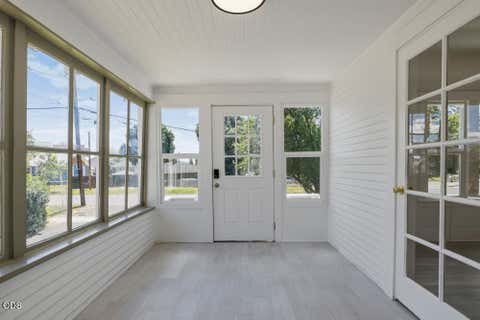 Tiny photo for 1132 Crescent Avenue, Klamath Falls, OR 97601 (MLS # 220223117)