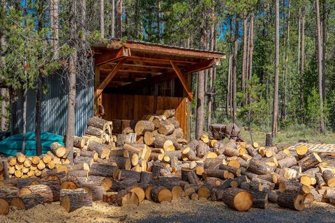 Tiny photo for 15635 6th Street, La Pine, OR 97739 (MLS # 220217441)