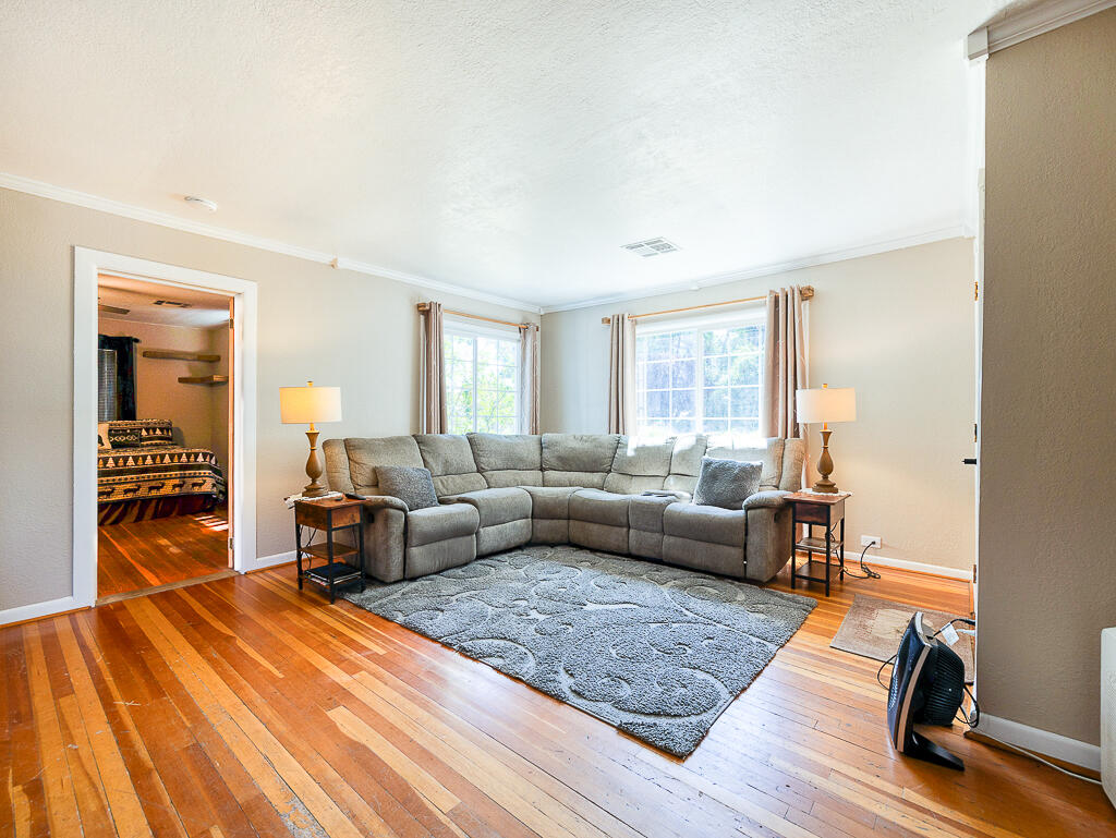 Altamont Acres - Residential