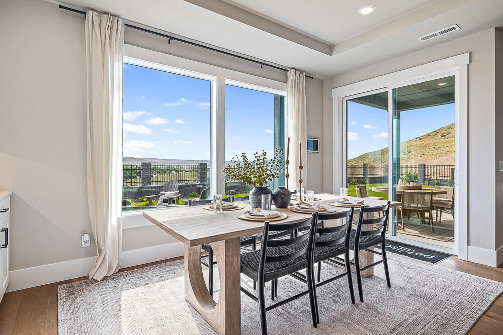 1367 NW Ochoa Drive