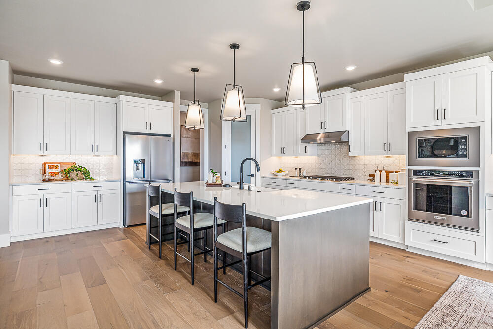 1367 NW Ochoa Drive