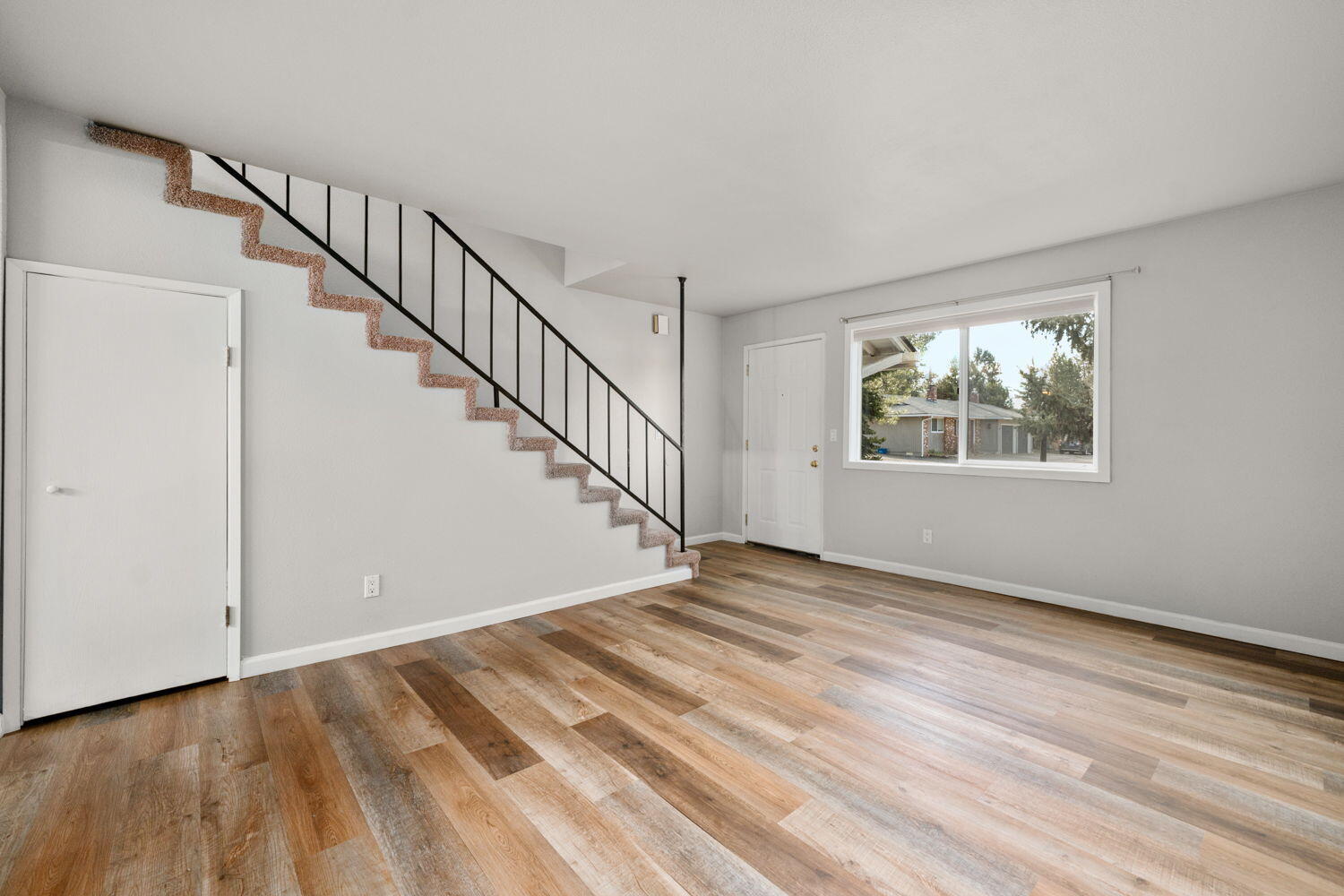 1630 SE Tempest Drive UNIT 6