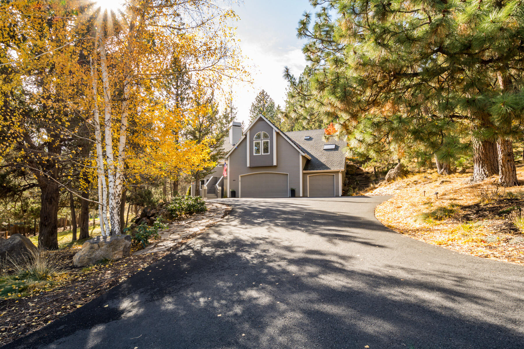 1690 NW City View Drive