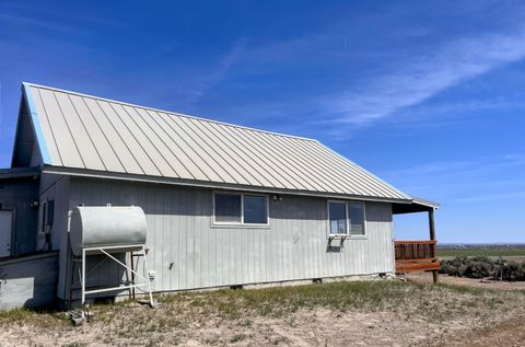 Tiny photo for 86513 Timothy Lane, Christmas Valley, OR 97641 (MLS # 220216862)