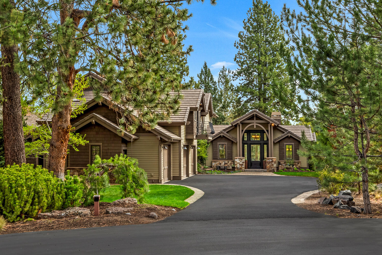 19570 Ball Butte Court