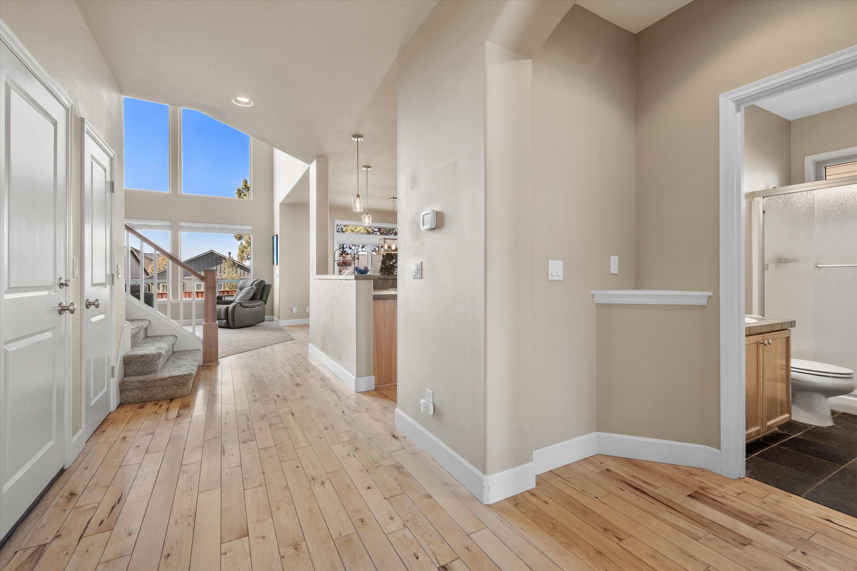 737 NW 28th Street