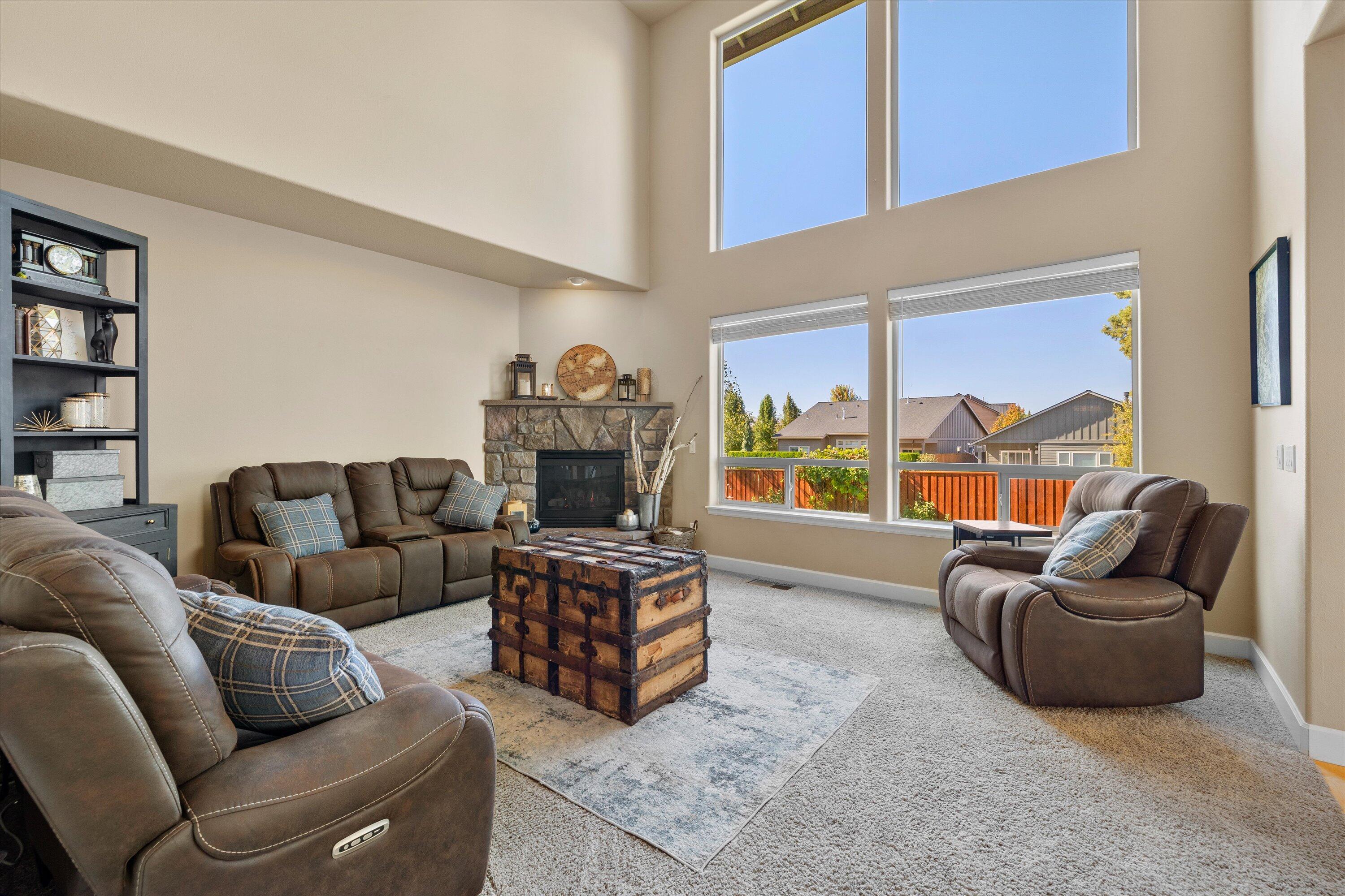 737 NW 28th Street