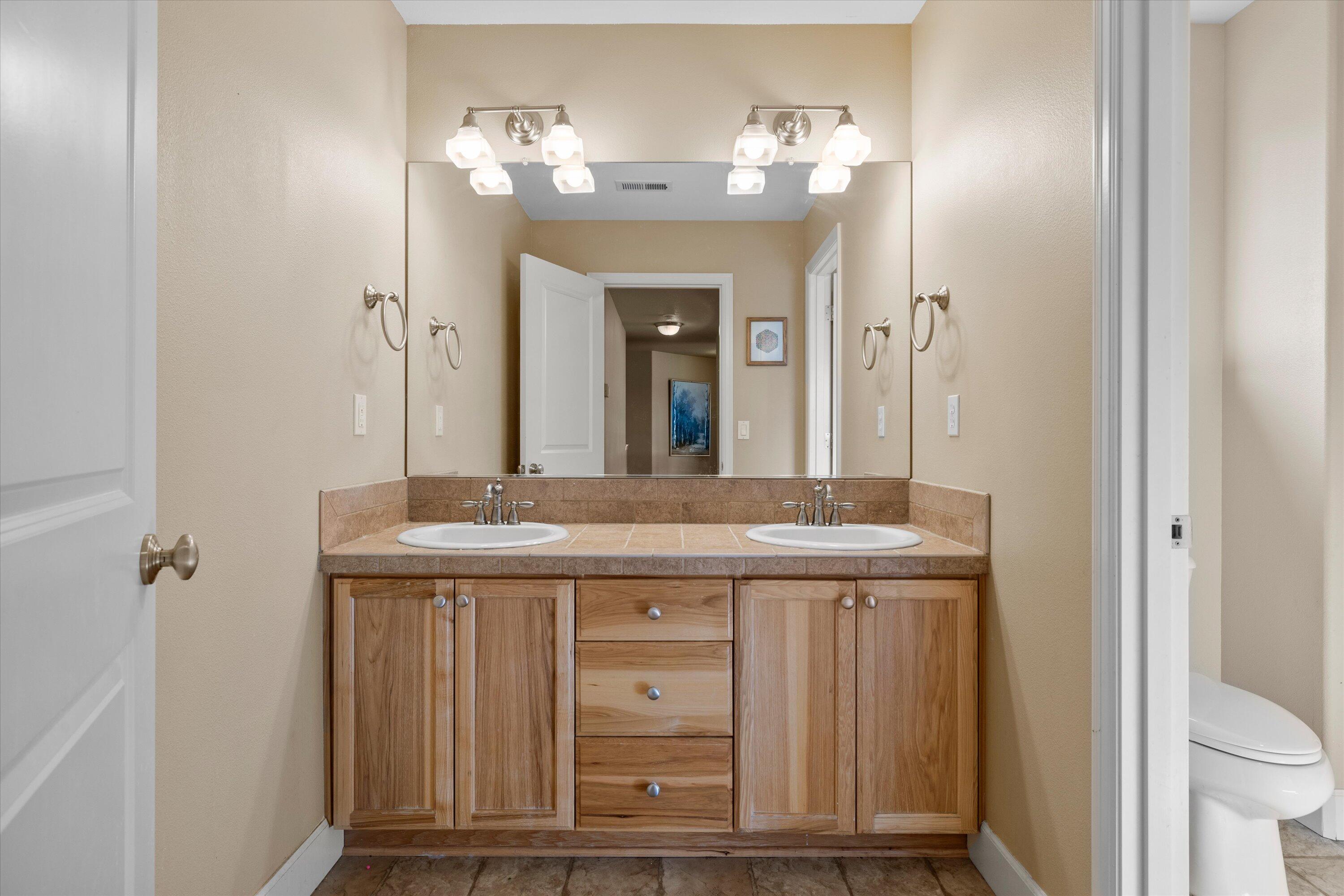 Fieldstone Crossing - Residential