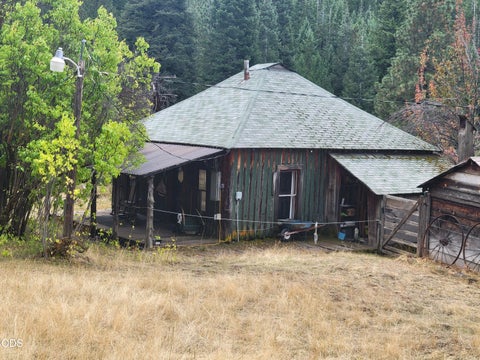 Tiny photo for 38398 Hamilton Road, Long Creek, OR 97856 (MLS # 220230003)